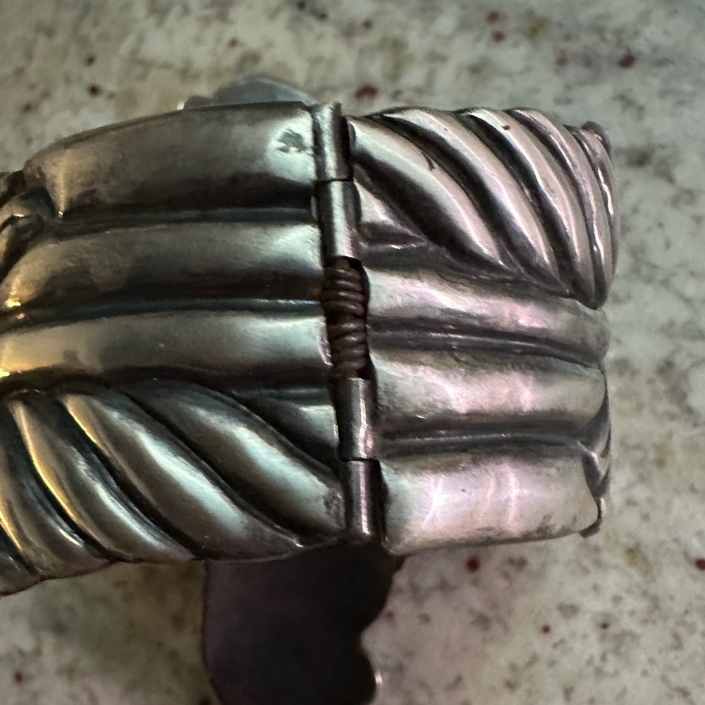 Vintage Mexican Sterling Silver Ornate Hinged Cuff Bracelet 82.25 grams 7in adj - Picture 8 of 9
